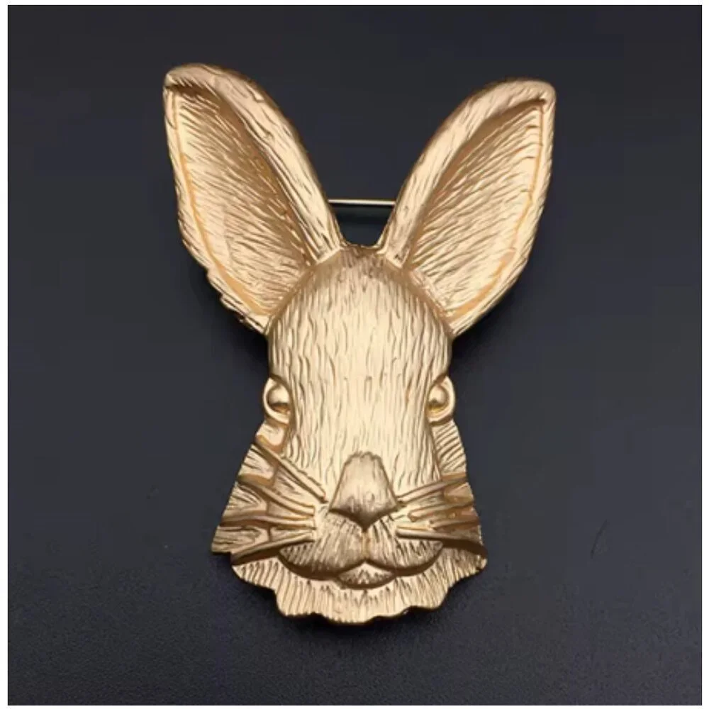 Vintage Gold Tone Rabbit Head Brooch – Animal Costume Jewelry Pin